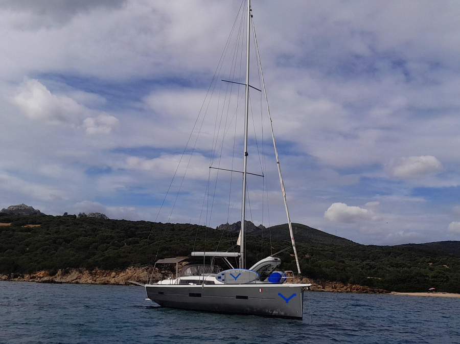 Photo #1 - Dufour 460 Grand Large 5Cab (Newt) in Marina di - 8065