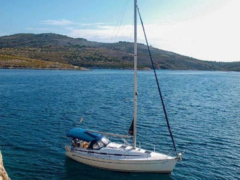Photo #1 - Bavaria 32 (Sea Star) in Marina Kremik - 24843