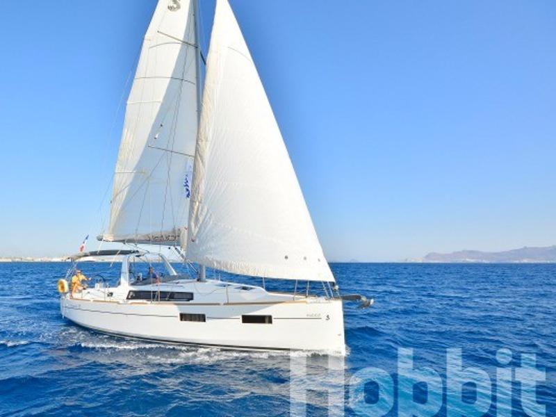 Photo #1 - Oceanis 35 (Hobbit) in Marina - 24049