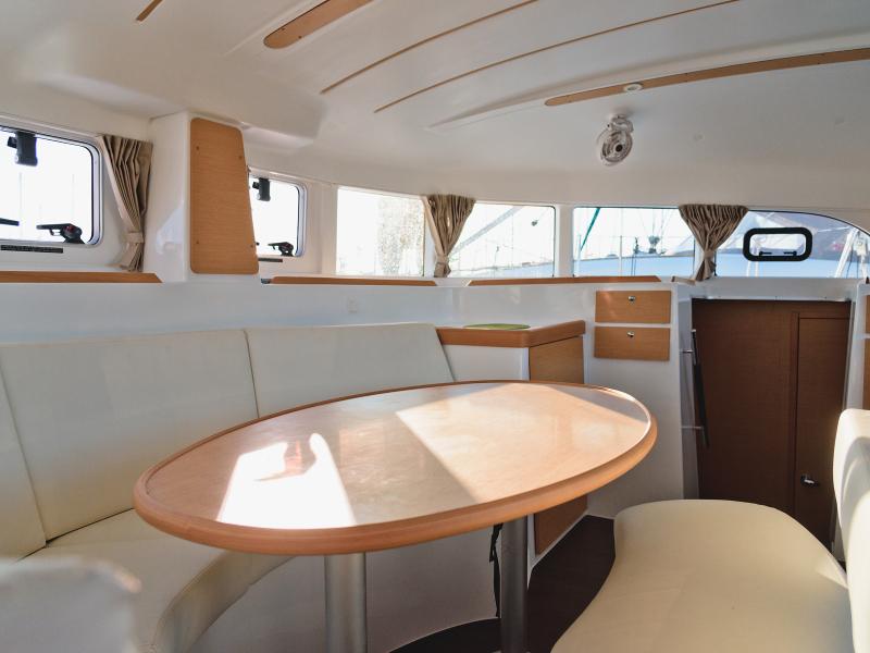 Interior image - 2