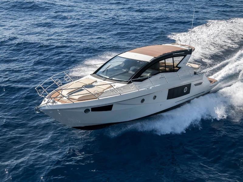 Photo #1 - Cranchi M44 HT (Medusa) in Marina Naviera Balear - 18098