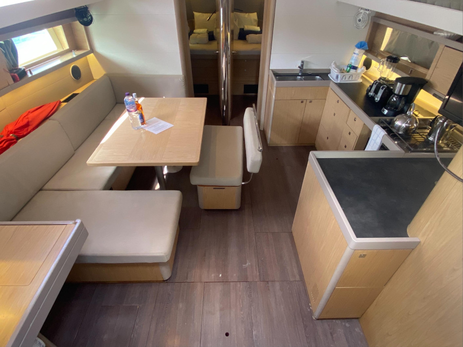 Interior image - 1