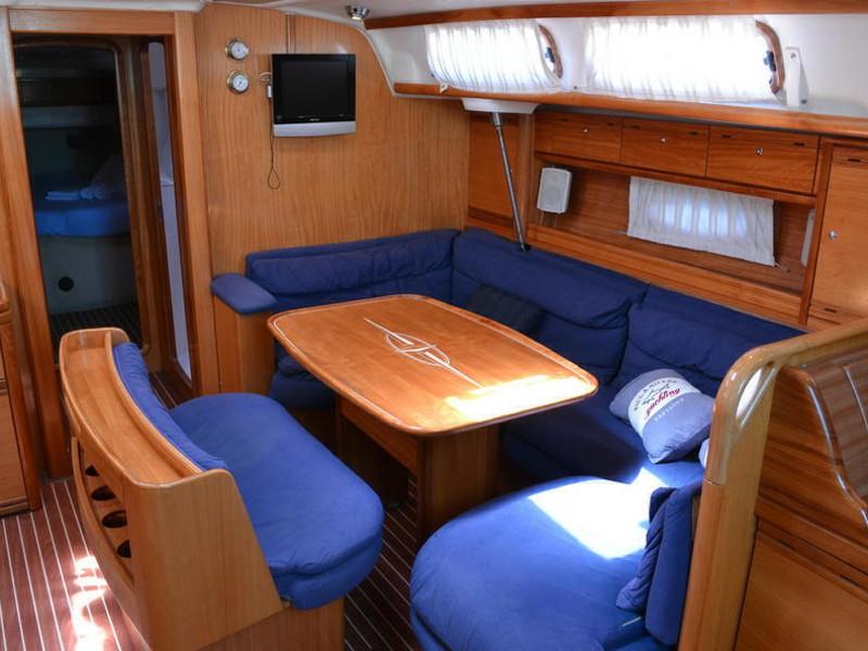 Interior image - 1