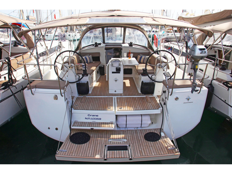 Photo #1 - Sun Odyssey 440 (CRANE) in Alimos Marina - 5314