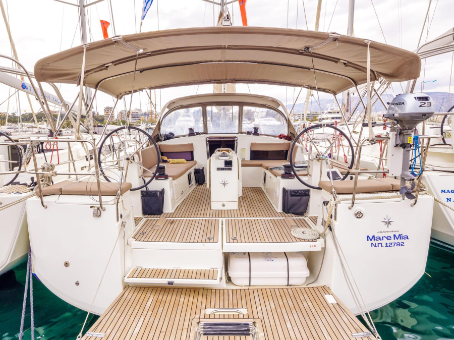Photo #1 - Sun Odyssey 490 4 cabins (MARE MIA) en Piso Livadi Port - 24011