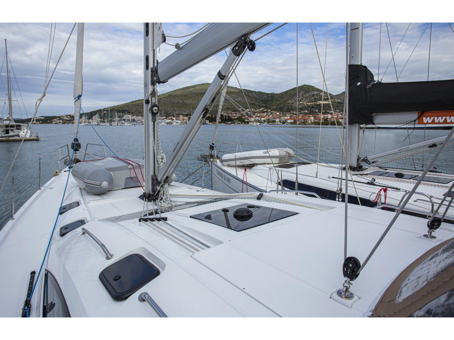 Photo #1 - Elan Impression 50 (5+1cabins / 2+1 toilet) (ELYSIUM I) in Marina Baotić - 15014