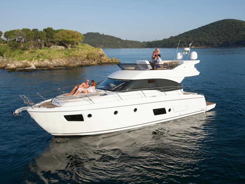 Photo #1 - Bavaria Virtess 420 Fly (Mia Sophie) en Marina Naviera Balear - 20622