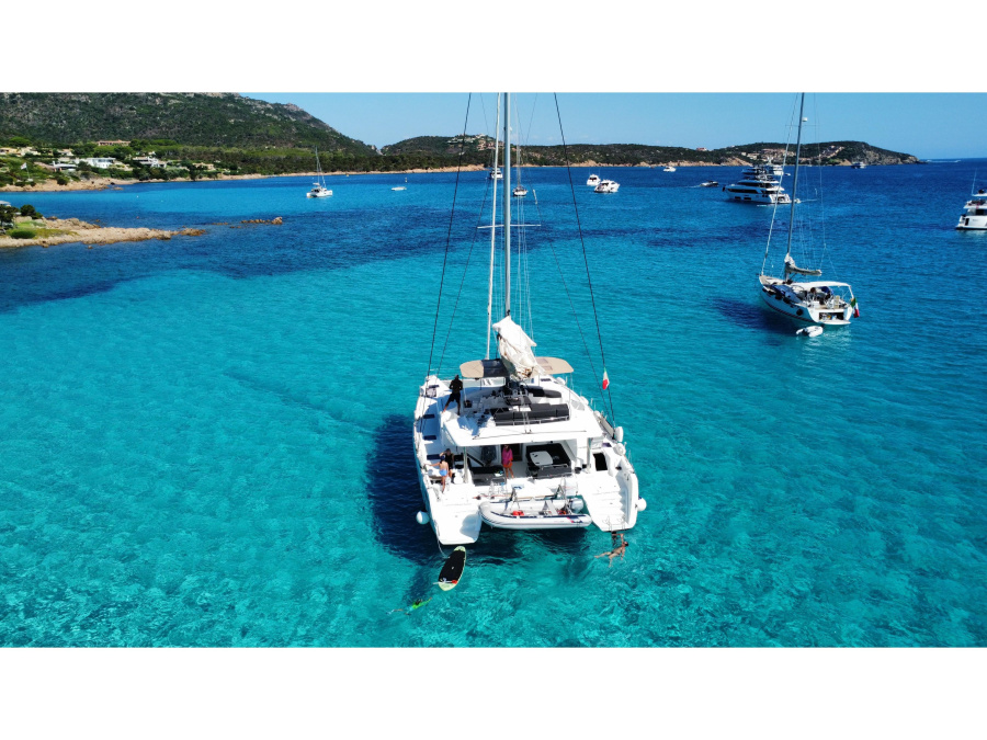 Photo #1 - Lagoon 52F (Cala Luna) in  - 4127
