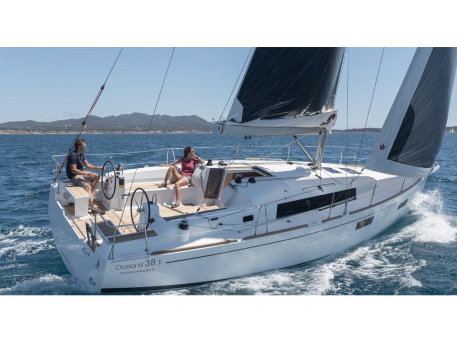 Photo #1 - Oceanis 38.1 (Thalia (L'una Grossa) - Comfort line) in Marina - 6375
