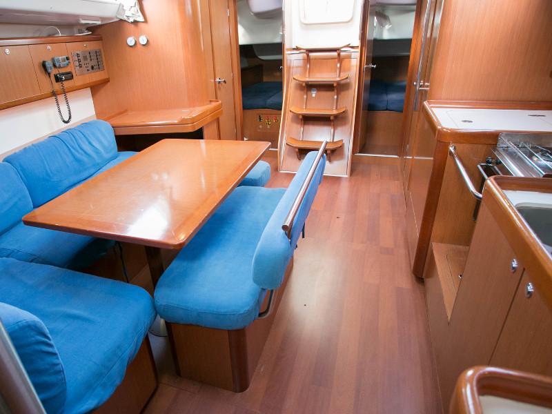 Interior image - 1