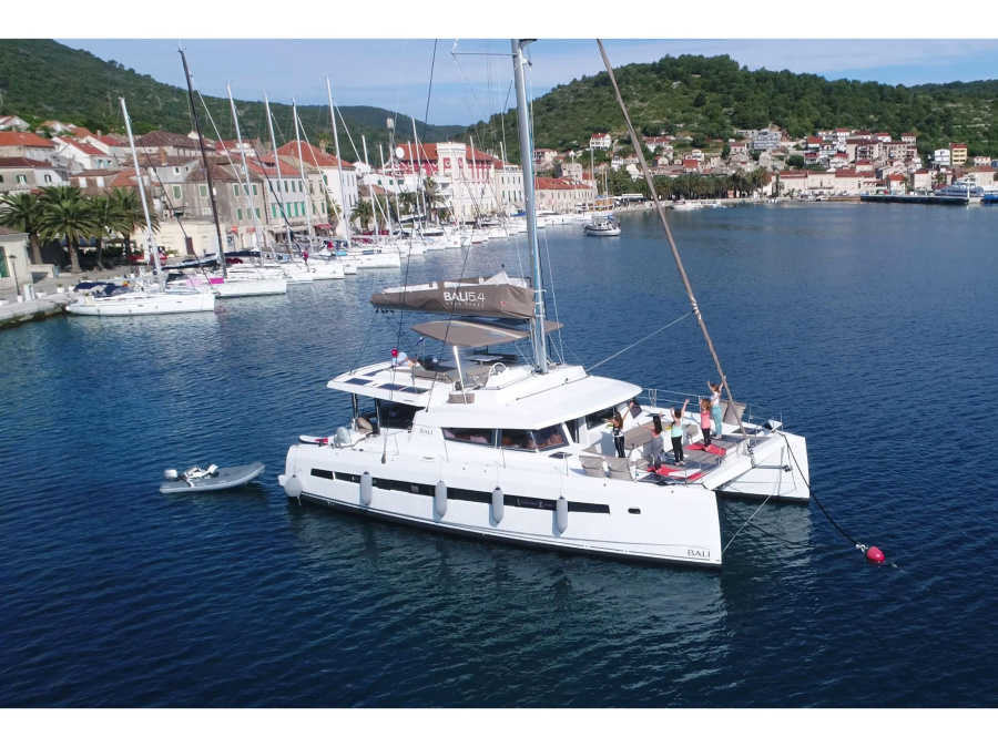 Photo #1 - Bali 5.4. (NAMASTE OF BALI) in ACI Marina - 9206
