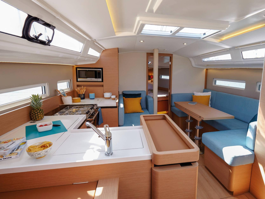 Interior image - 1