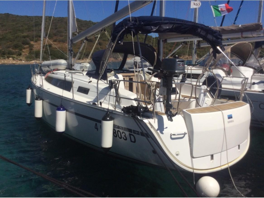 Photo #1 - Bavaria Cr 37 (Elnath) in Cala dei Sardi - 3934