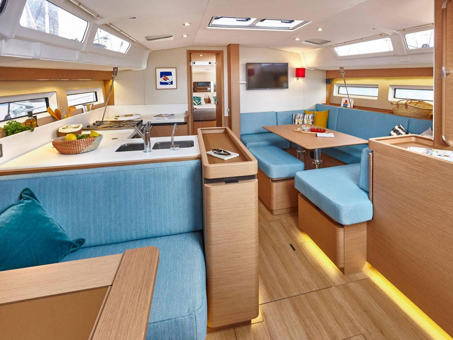 Interior image - 2