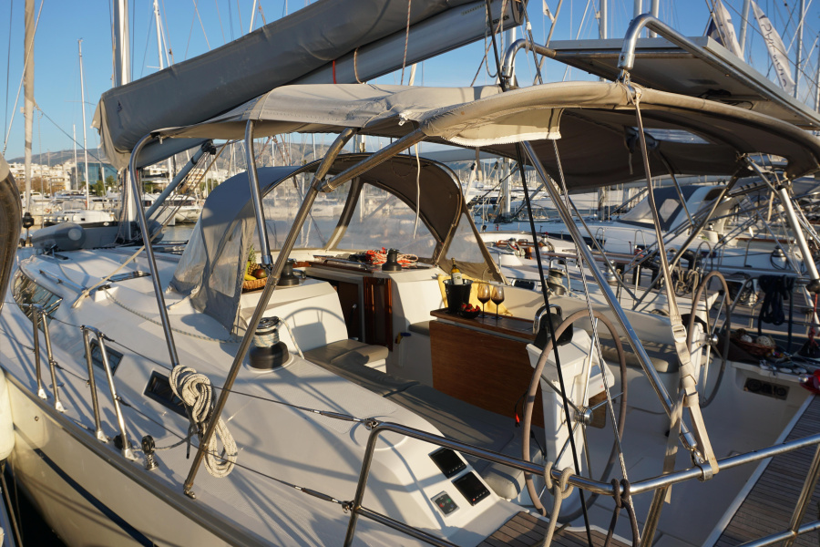 Photo #1 - Bavaria Cruiser 51 (Leonidas V) en Tourlos Marina - 22751