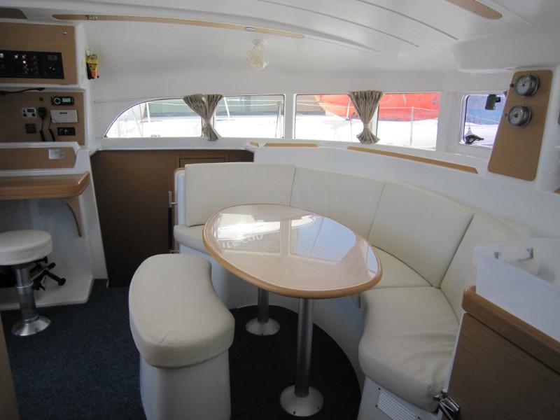 Interior image - 2