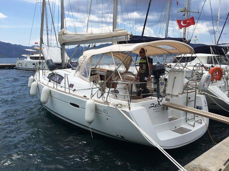 Photo #1 - Oceanis 40 (Zezo) in Yacht Marina - 7707