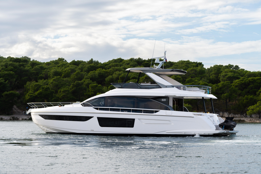 Photo #1 - Azimut 68 Fly (DONNA) en D-Marin Marina Mandalina - 19644