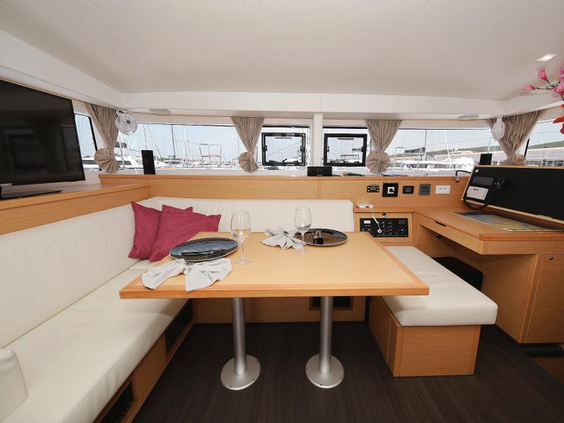 Interior image - 2