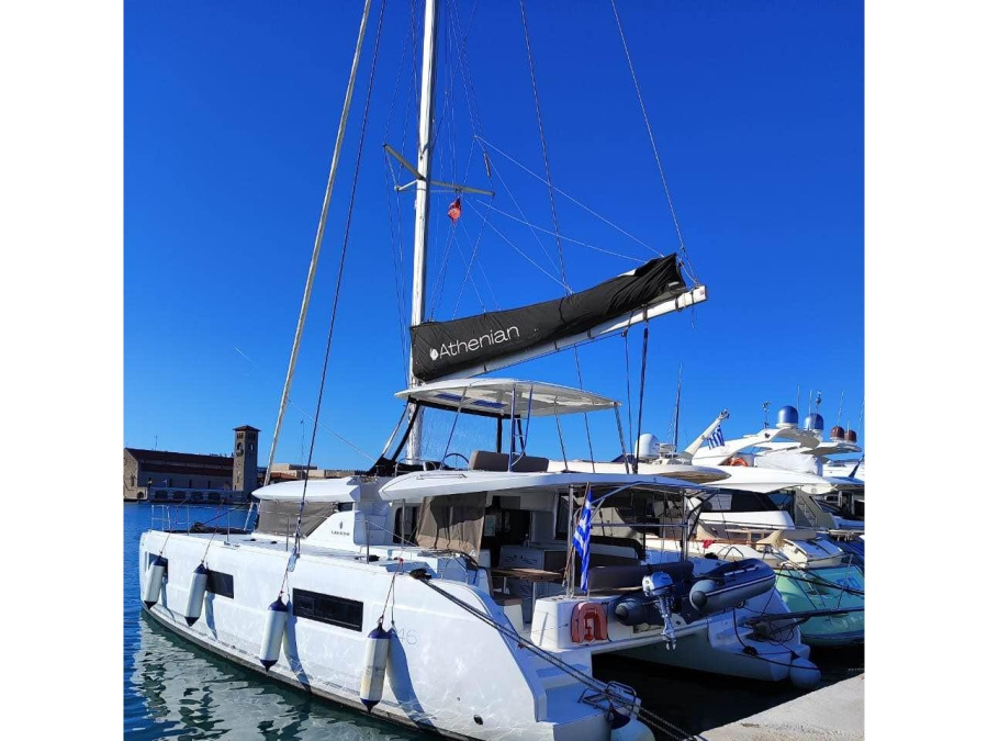 Photo #1 - Lagoon 46/12 (IRIS) in Marina Benitses - 8102