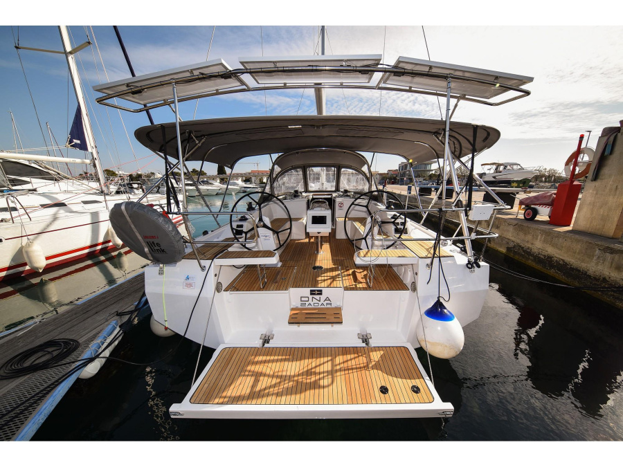 Photo #1 - Bavaria C42 (Dna) en D-Marin Borik - 18357