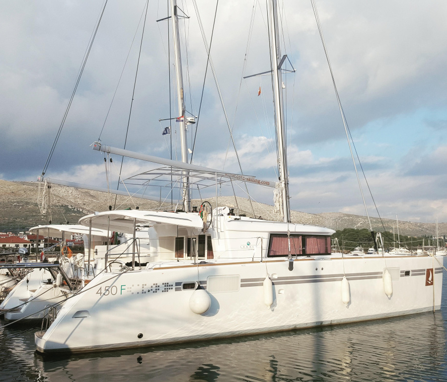Photo #1 - Lagoon 450 F Luxury (BRIGHT MOON) en SCT Marina - 6457