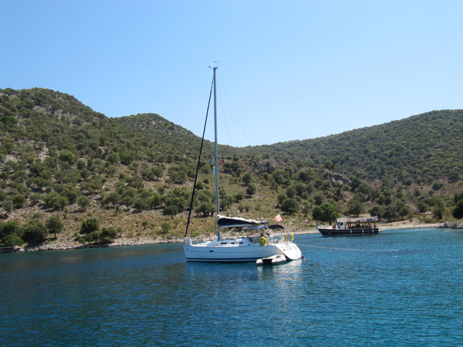 Photo #1 - Oceanis 323 (Zippy) in Ece Marina - 19953