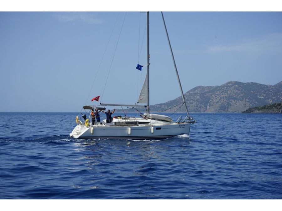 Photo #1 - Sun Odyssey 36i (Scooby-Doo) en Ece Marina - 20041