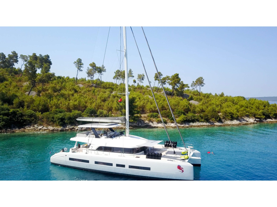 Photo #1 - Lagoon Seventy 7 (ADRIATIC DRAGON) in Port of / West Harbour - 7143