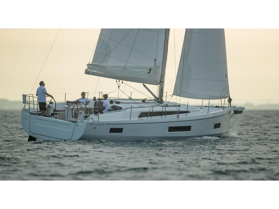 Photo #1 - Oceanis 40.1 (Kiki) in Marina Frapa - 18496
