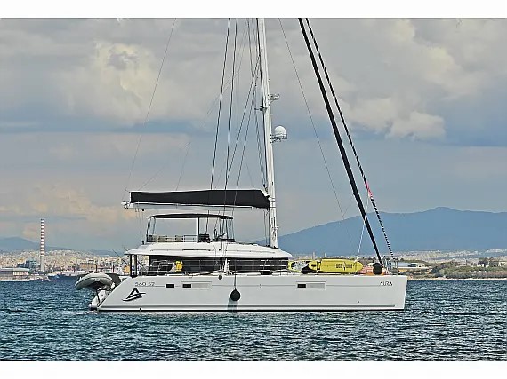 Photo #1 - Lagoon 560 (Avra II) in Alimos Marina - 7282