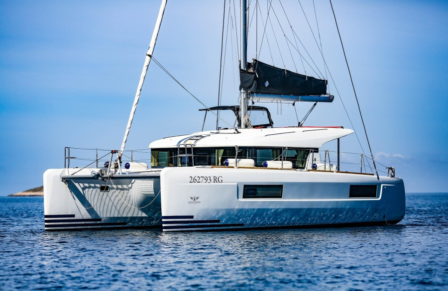 Photo #1 - Lagoon 40 (Bahia Real) in Marina Kremik - 16424
