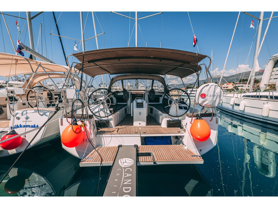 Photo #1 - Sun Odyssey 410 (Maminti) in Marina Kaštela - 7044
