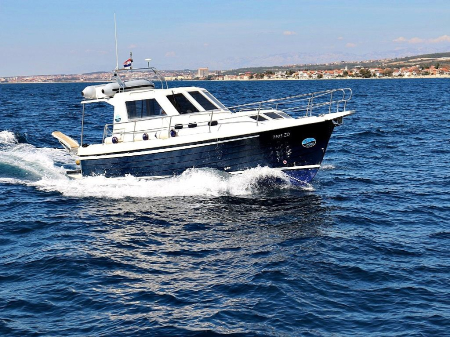 Photo #1 - ADRIA 1002V  BT (12) (LAVSA) en D-Marin Dalmacija Marina - 15695