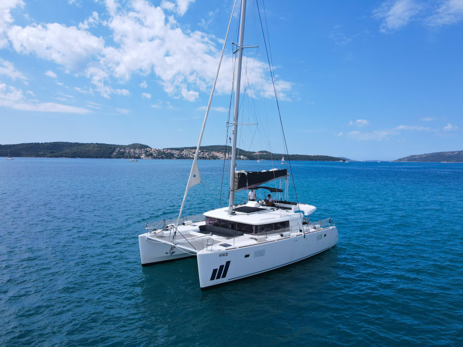 Photo #1 - Lagoon 450 Fly (NADA I) in Marina Baotić - 8146