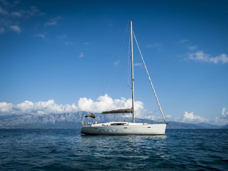 Photo #1 - Oceanis 43 (OASIS - | Bowthruster | Solar P) in D-Marin Marina Lefkas - 8914