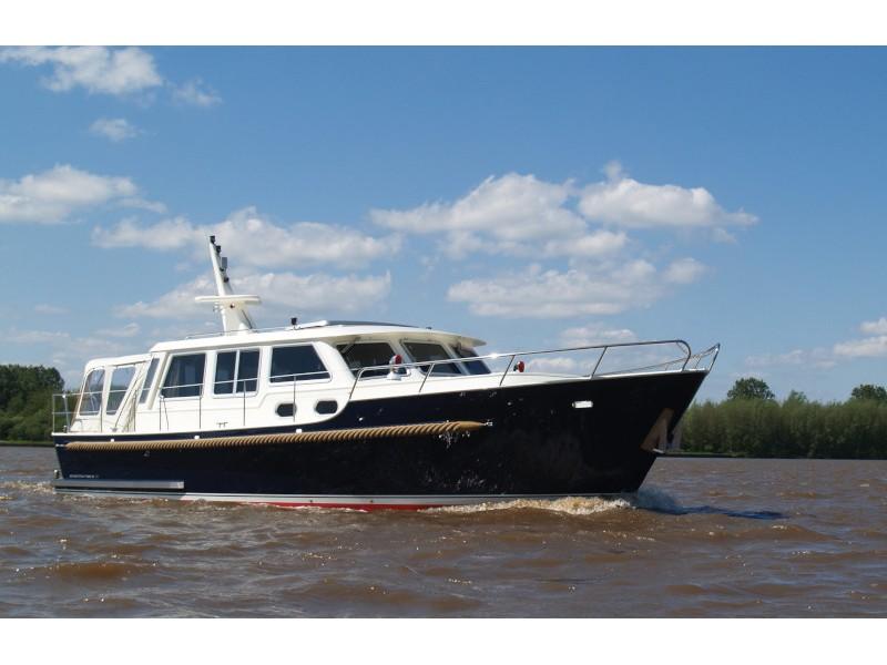 Main image - 0