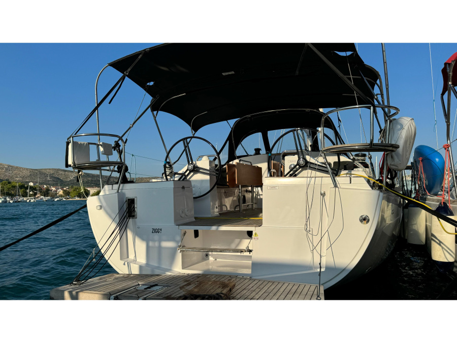 Photo #1 - Elan Impression 45.1 (ZIGGY) in SCT Marina - 22265