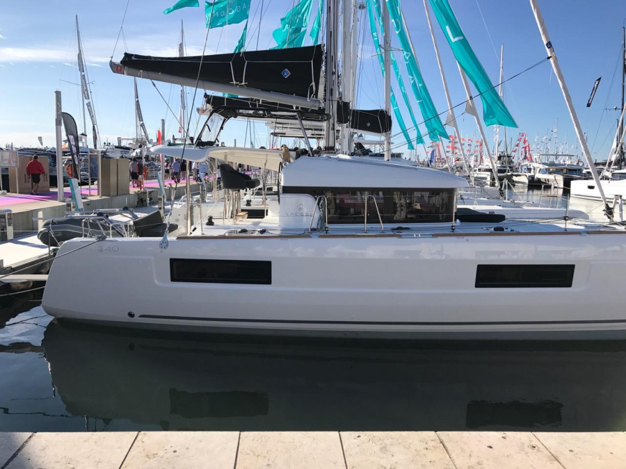 Photo #1 - Lagoon 40 (3 cab) (Saudade (Watermaker)) in Cala dei Sardi - 7606