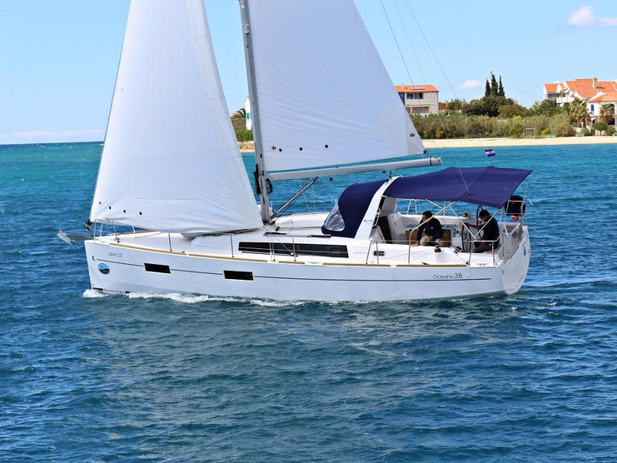 Photo #1 - OCEANIS 38.1 BT (AURA) in D-Marin Dalmacija Marina - 7971