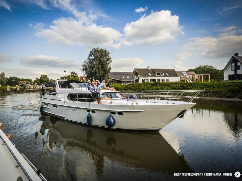 Photo #1 - Pacific Allure 155 (Royal) en De Koornwaard - 9242