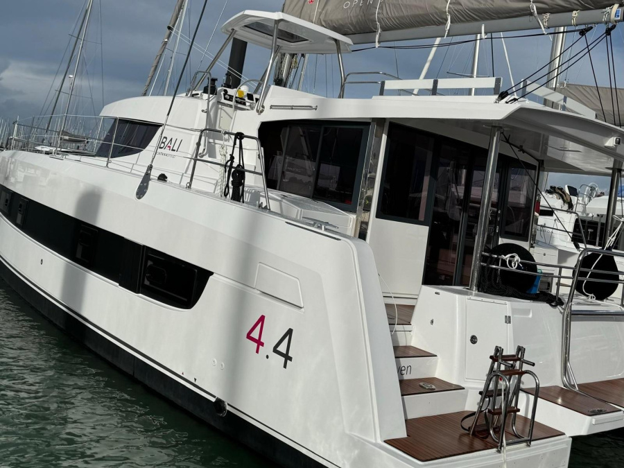 Photo #1 - Bali 4.4 (Seven) en Marina di - 63323