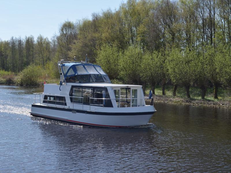 Photo #1 - Safari Houseboat 1050 (Lady Love) en Marina Brandenburg-Plaue - 9372