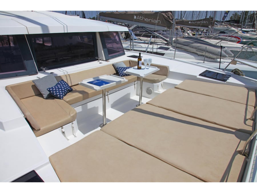 Photo #1 - Bali 4.1 (HEPHAESTUS) in Marina Benitses - 19811