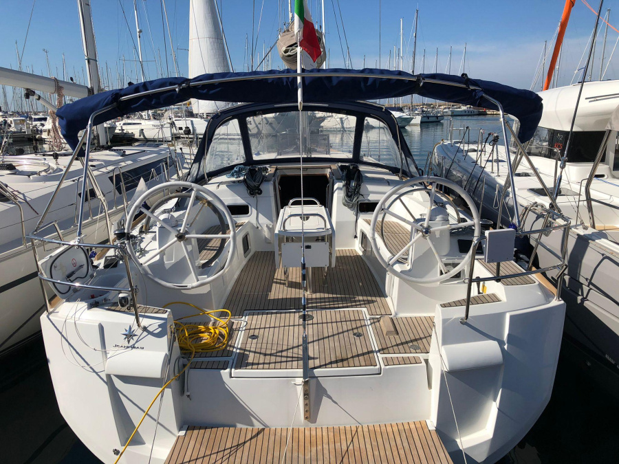 Photo #1 - Sun Odyssey 519 (Giuncatello) en Marina di - 7799