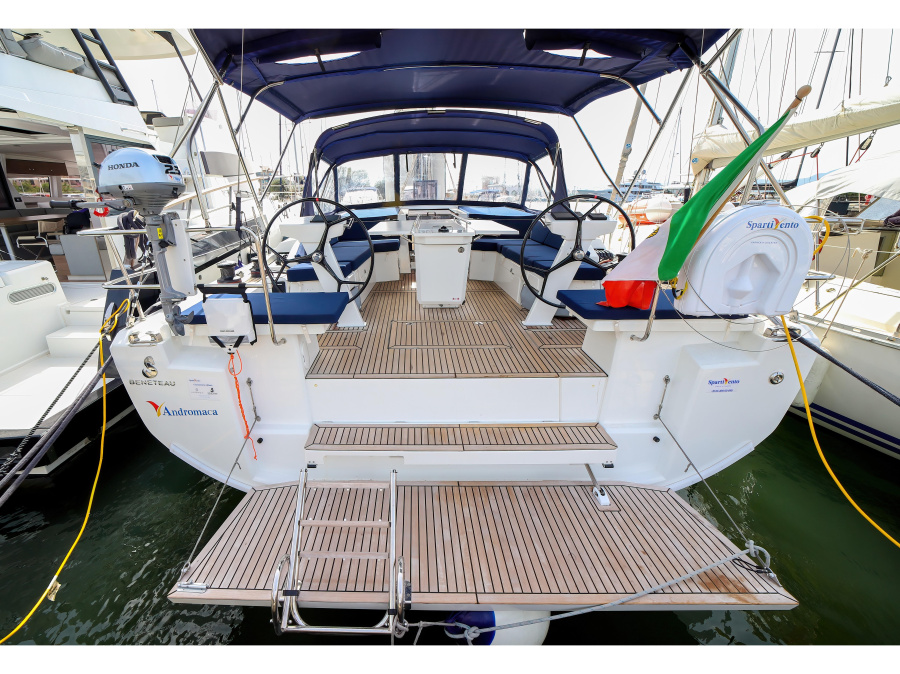 Photo #1 - Oceanis 46.1 (Andromaca - Comfort line) en Marina di - 7848