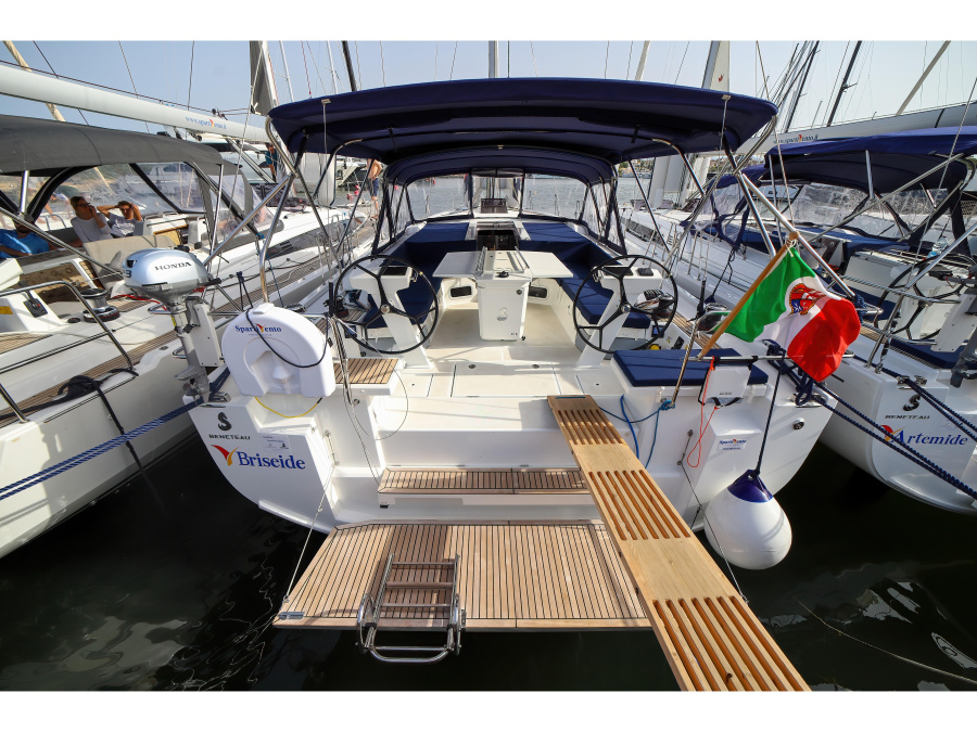 Photo #1 - Oceanis 51.1 (Briseide - Comfort line) in Marina di - 7845