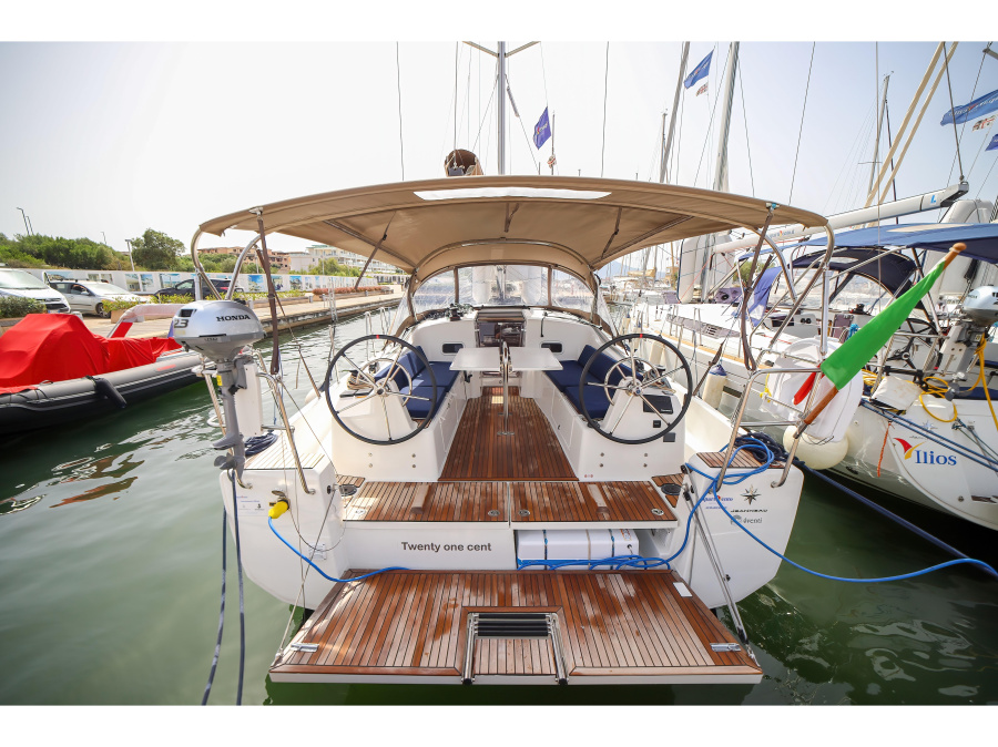 Photo #1 - Sun Odyssey 380 (Twenty-One Cent - Comfort line) in Marina di - 7867