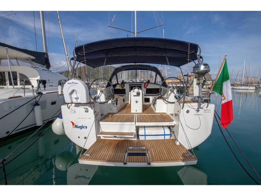 Photo #1 - Sun Odyssey 440 (Magics - Standard line) en Marina d'Arechi - 25312