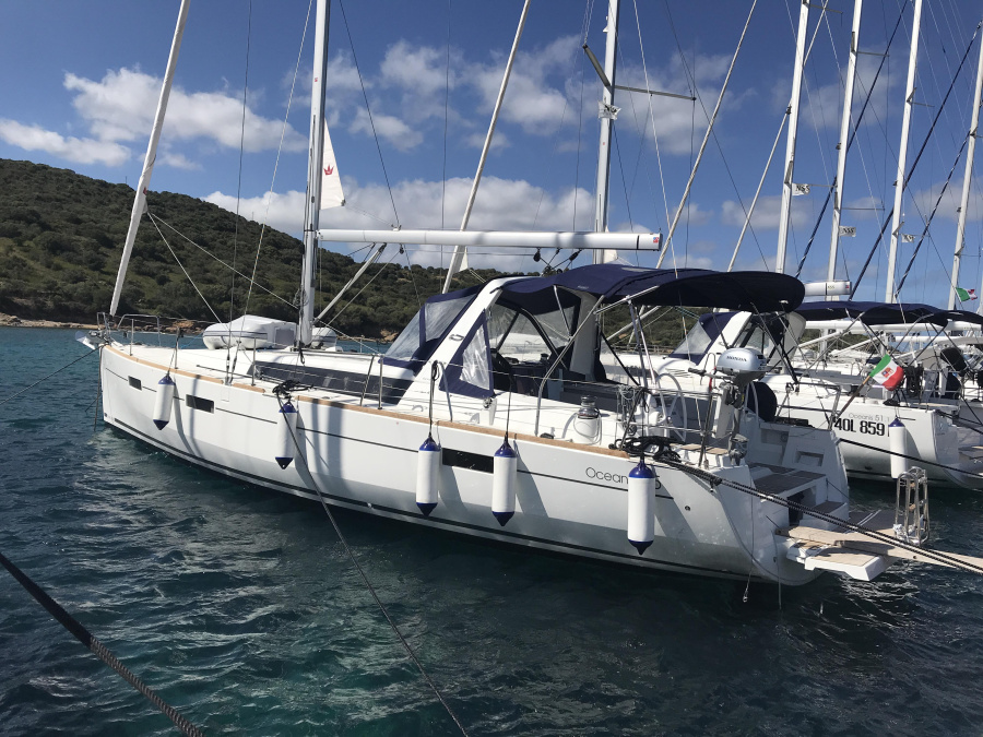 Photo #1 - Oceanis 45 (Algeiba) en Marina - 8535